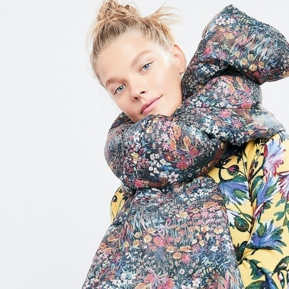 NWT  J.CREW Liberty Art‎ floral print puffer scarf Style K6258. - Picture 2 of 10